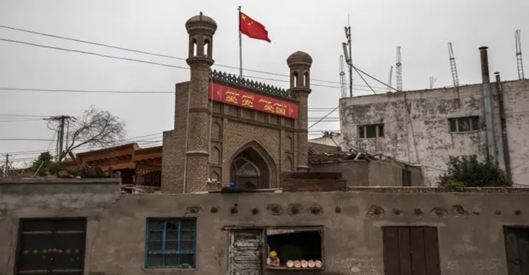 Thousands of Xinjiang mosques destroyed or damaged