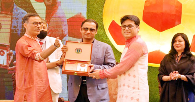 East Bengal Football Club accords reception, life term membership to Sayem Sobhan Anvir
