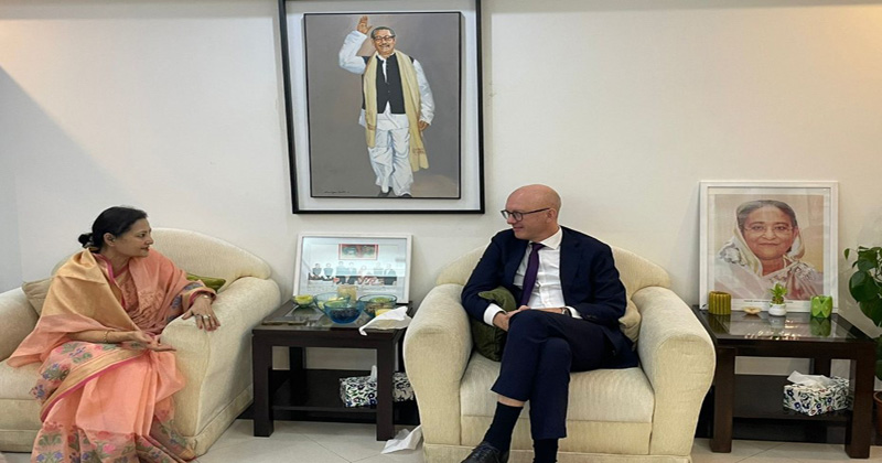 Dr. Shammi Ahmed meets H.E Charles Whiteley